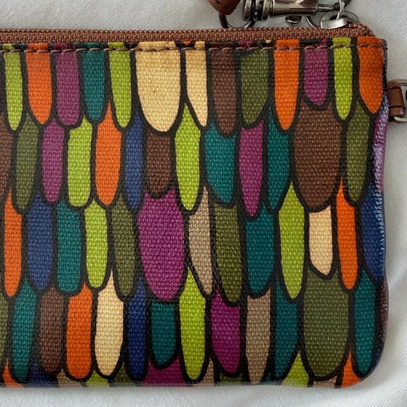 Fossil Key-Per Brown-Trim Multicolor Feather Pattern Wristlet Wallet - Picture 5 of 12